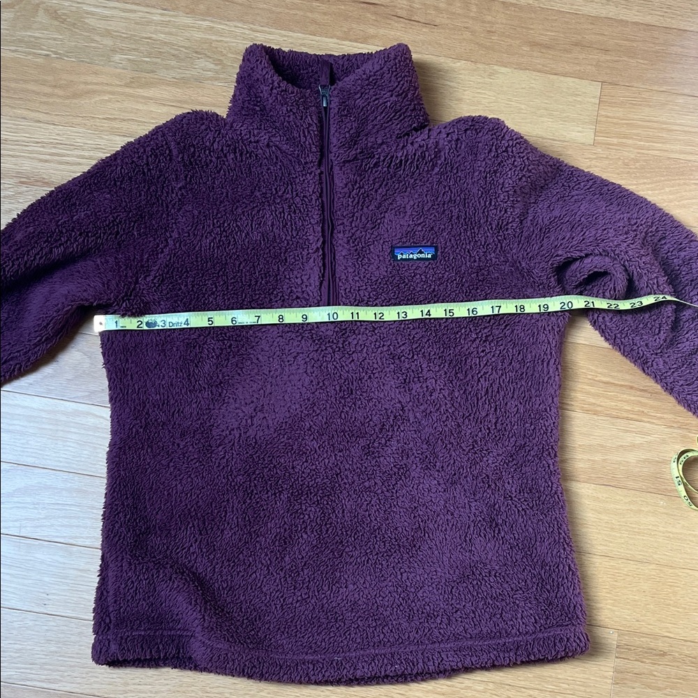 Patagonia Women's Rich Purple Fleece Pullover - Picture 11 of 12